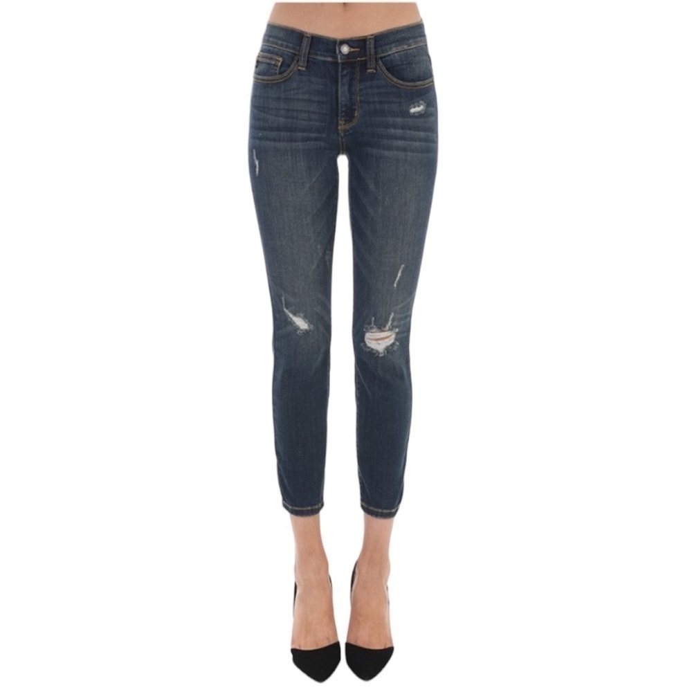 Judy Blue Destroyed Relaxed Fit Dark Wash Jeans Size 31 JB8289
